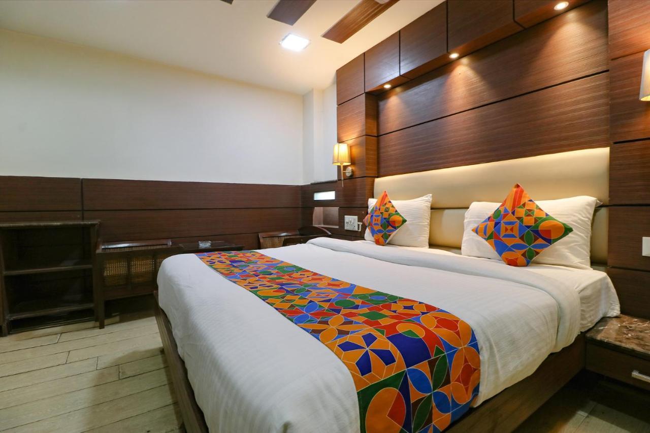 Fabhotel Admire Suites نيودلهي المظهر الخارجي الصورة