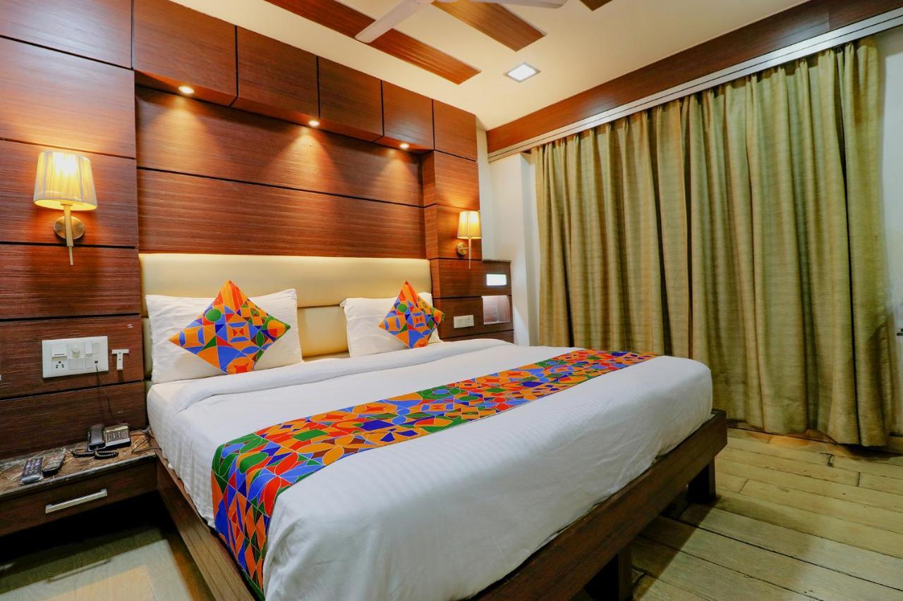 Fabhotel Admire Suites نيودلهي المظهر الخارجي الصورة