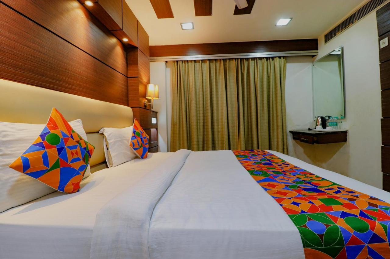 Fabhotel Admire Suites نيودلهي المظهر الخارجي الصورة