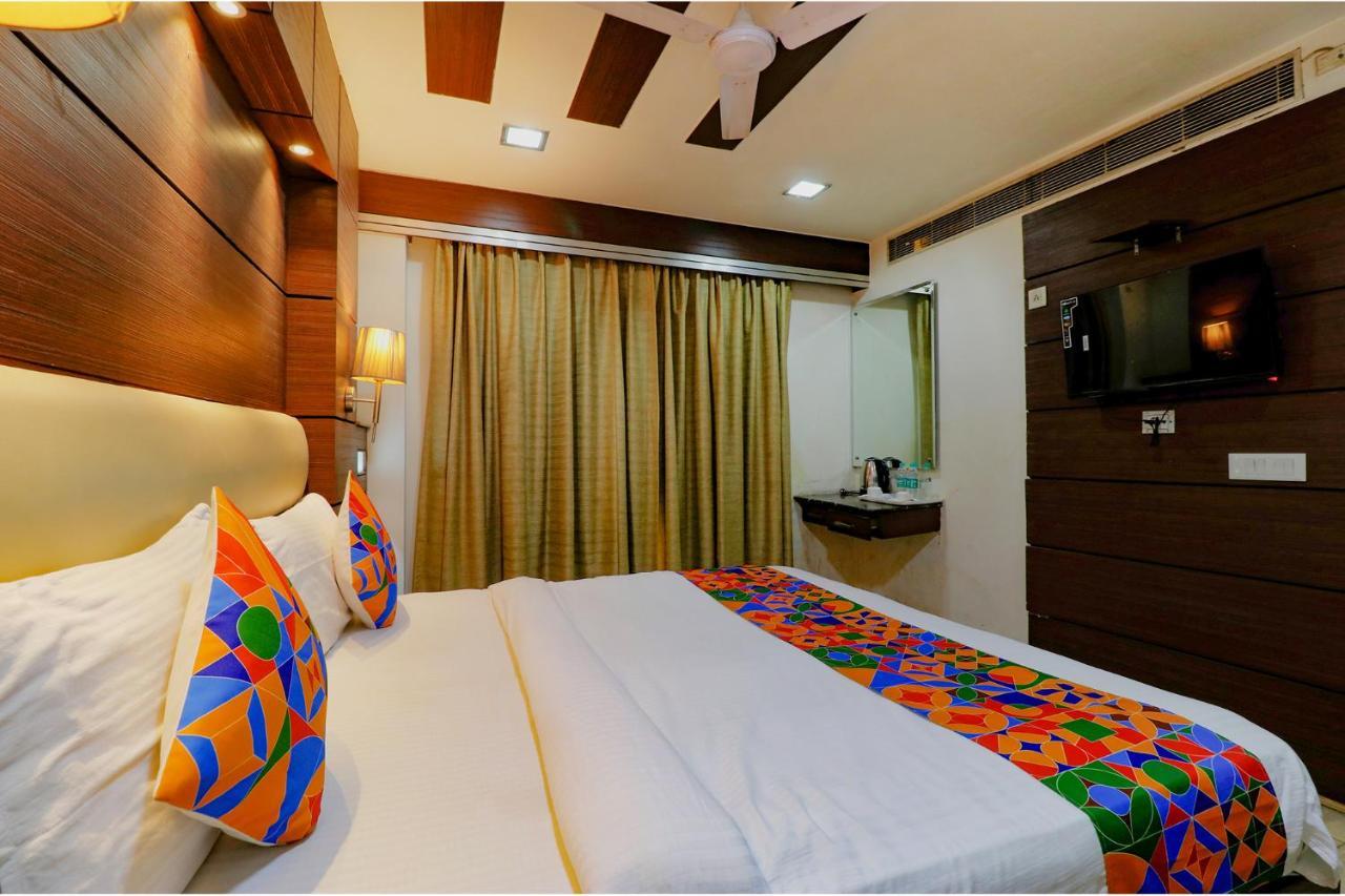 Fabhotel Admire Suites نيودلهي المظهر الخارجي الصورة