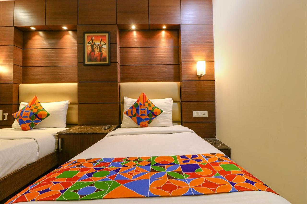 Fabhotel Admire Suites نيودلهي المظهر الخارجي الصورة
