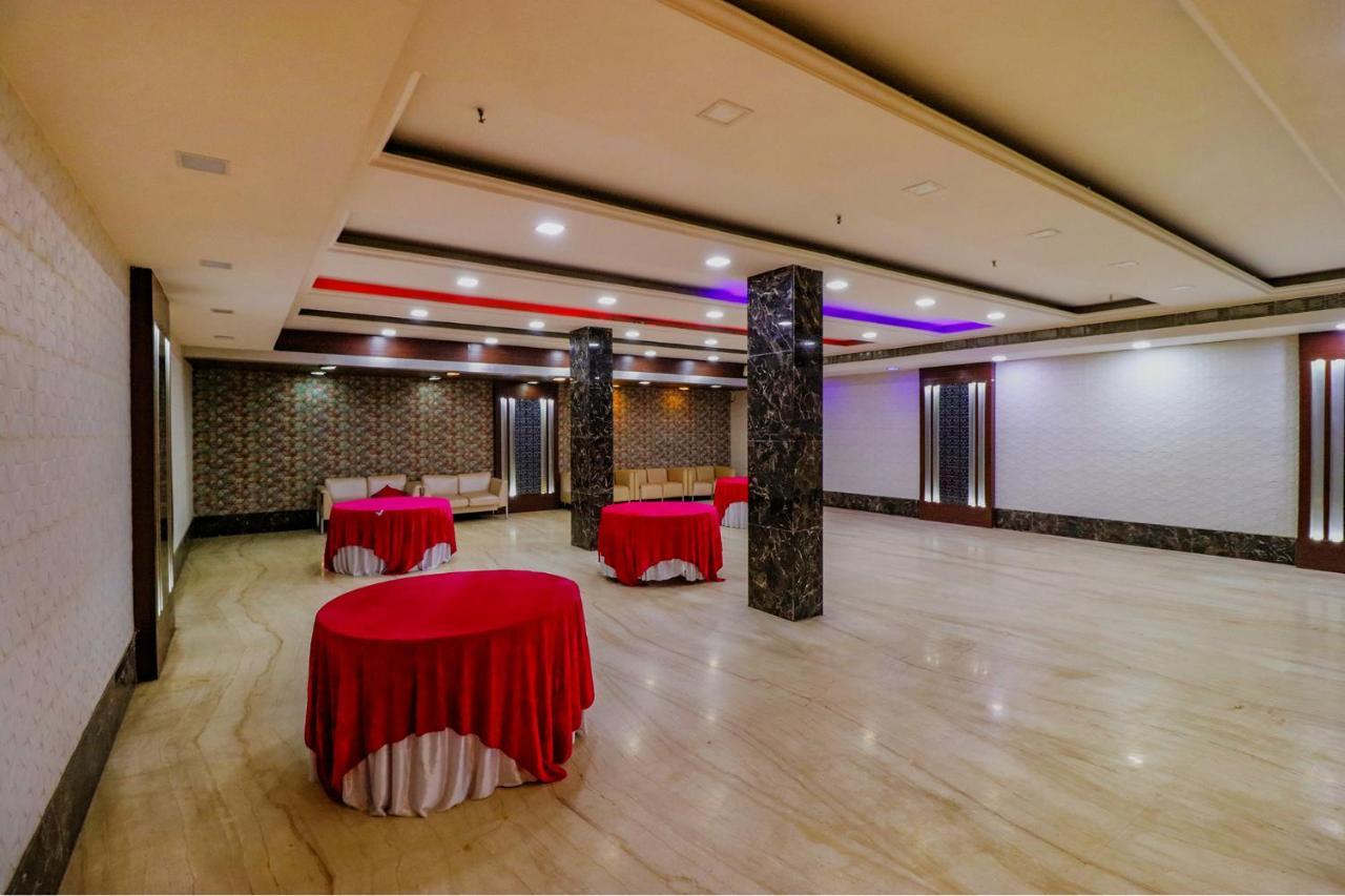 Fabhotel Admire Suites نيودلهي المظهر الخارجي الصورة