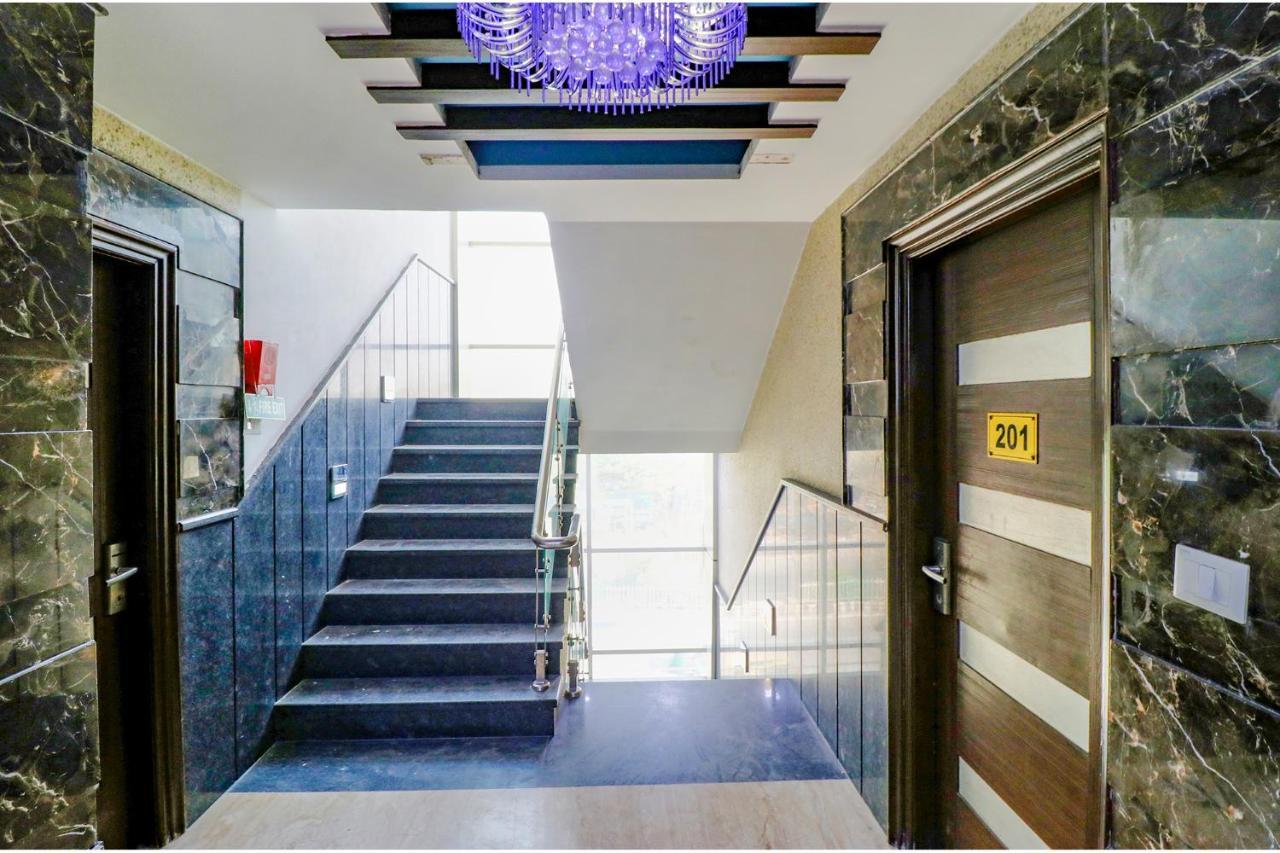 Fabhotel Admire Suites نيودلهي المظهر الخارجي الصورة