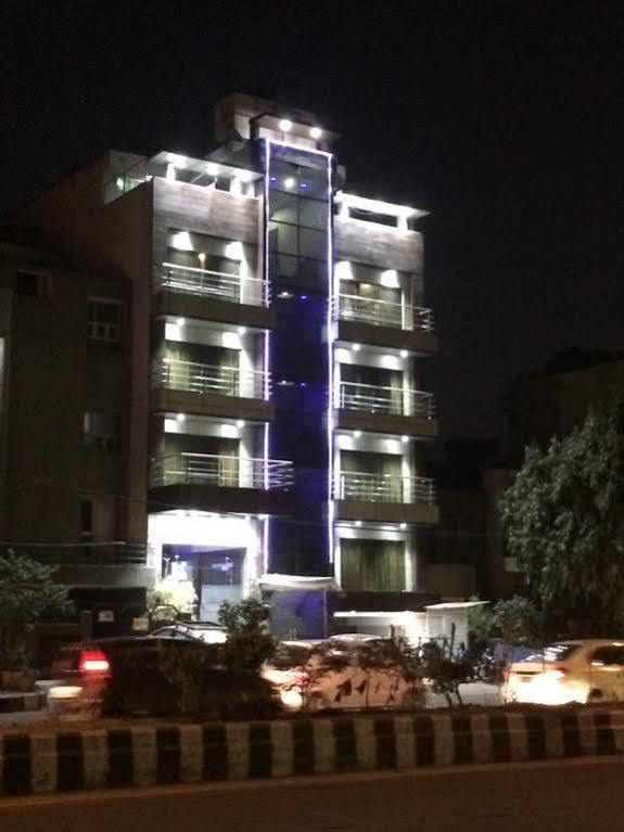 Fabhotel Admire Suites نيودلهي المظهر الخارجي الصورة