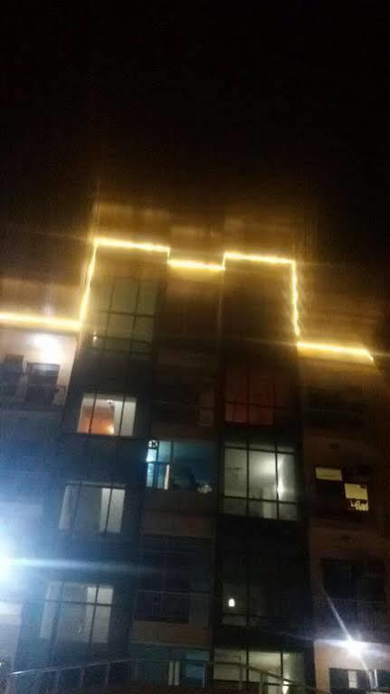 Fabhotel Admire Suites نيودلهي المظهر الخارجي الصورة